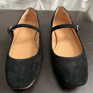 Mary Jane flats - size 6.5 - Crown Vintage (worn once!!)